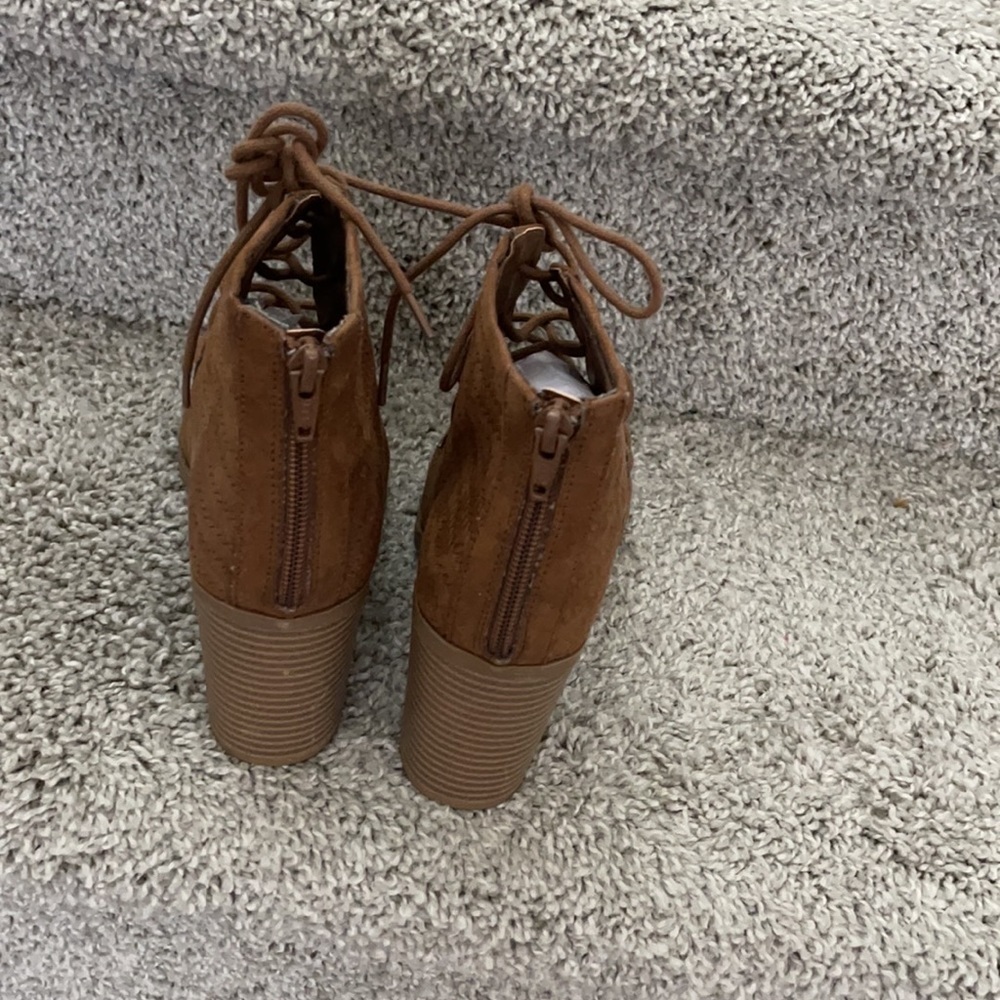 Cognac Sandals - Picture 3 of 5